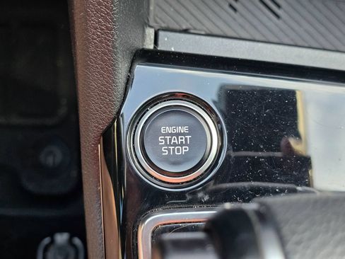 Used 2023 Kia Sportage EX FWD image 18