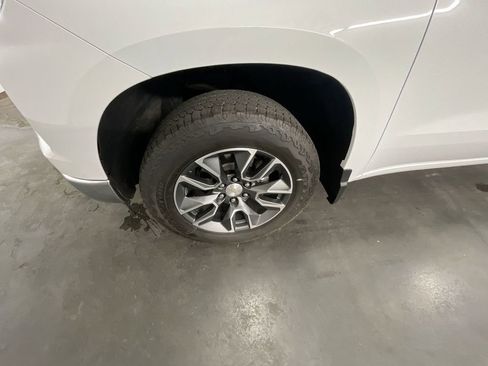 Used 2023 Chevrolet Silverado 1500 LT image 31