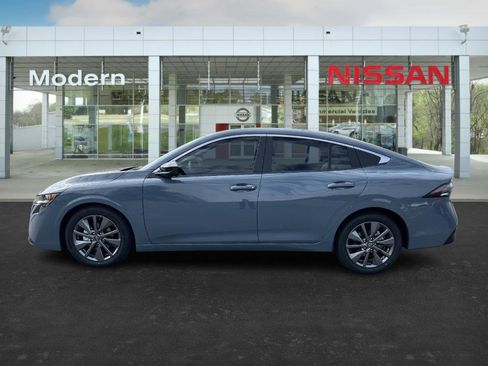 New 2026 Nissan Sentra SL image 2