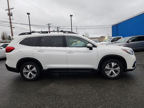 Used 2019 Subaru Ascent Premium image 6