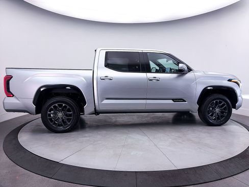 Used 2023 Toyota Tundra Platinum AWD/4WD image 43