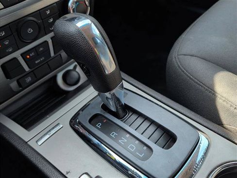 Used 2012 Ford Fusion SE FWD image 13