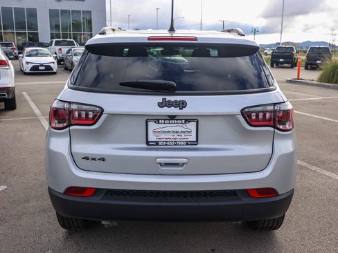 New 2026 Jeep Compass Latitude image 5
