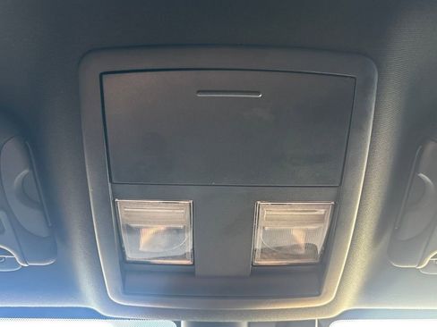 Used 2020 Dodge Challenger SXT image 13