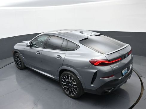 Used 2024 BMW X6 xDrive40i w/ Premium Package image 34