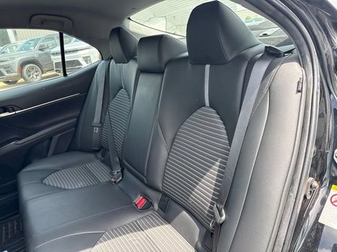 Used 2019 Toyota Camry SE FWD image 25