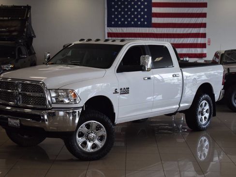 Used 2017 RAM 2500 SLT image 11