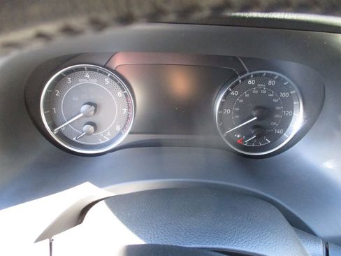 Used 2022 Nissan Armada SL image 16