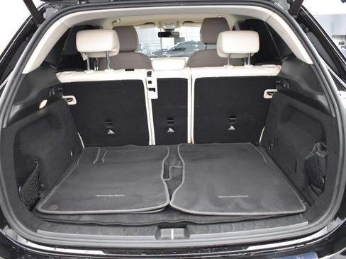 Used 2021 Mercedes-Benz GLA 250 4MATIC image 17
