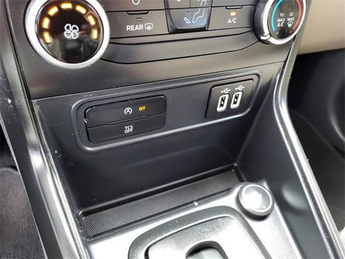 Used 2021 Ford EcoSport S image 9