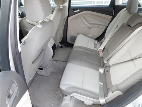 Used 2013 Ford C-MAX SE image 16