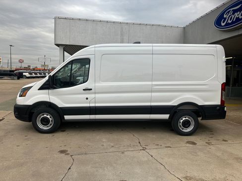 New 2026 Ford Transit 250 148 Medium Roof w/ Load Area Protection Package image 8