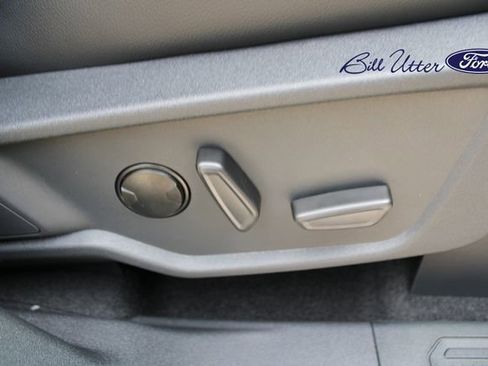 New 2025 Ford Bronco Badlands image 8