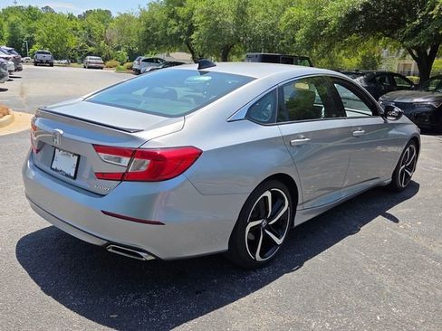 Used 2021 Honda Accord Sport image 12