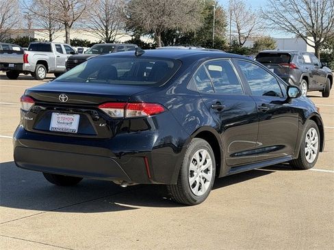 Certified 2024 Toyota Corolla LE image 4