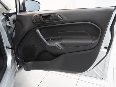 Used 2018 Ford Fiesta SE FWD image 27