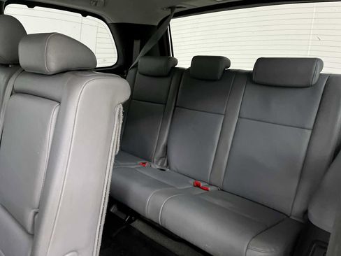 Used 2011 Toyota Sequoia Limited AWD/4WD image 32