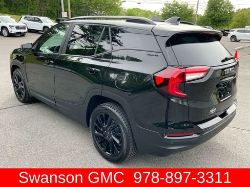 Certified 2023 GMC Terrain SLE w/ Driver Convenience Package AWD/4WD image 37