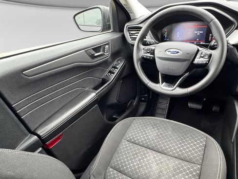 Used 2024 Ford Escape Active AWD/4WD image 19