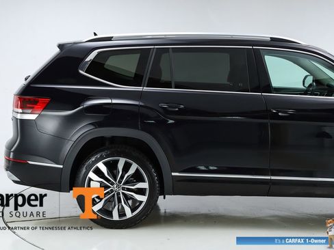 Used 2023 Volkswagen Atlas SEL Premium image 11
