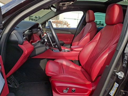 Used 2023 Maserati Grecale Modena AWD/4WD image 14