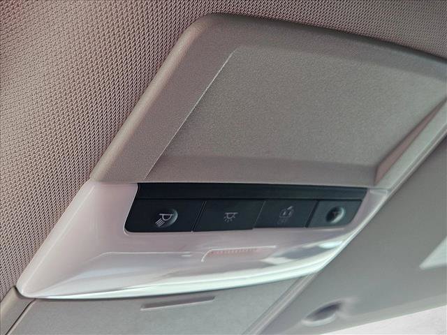 Used 2023 Nissan Rogue S FWD image 16