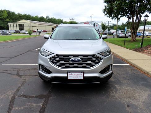 Used 2019 Ford Edge SEL image 12