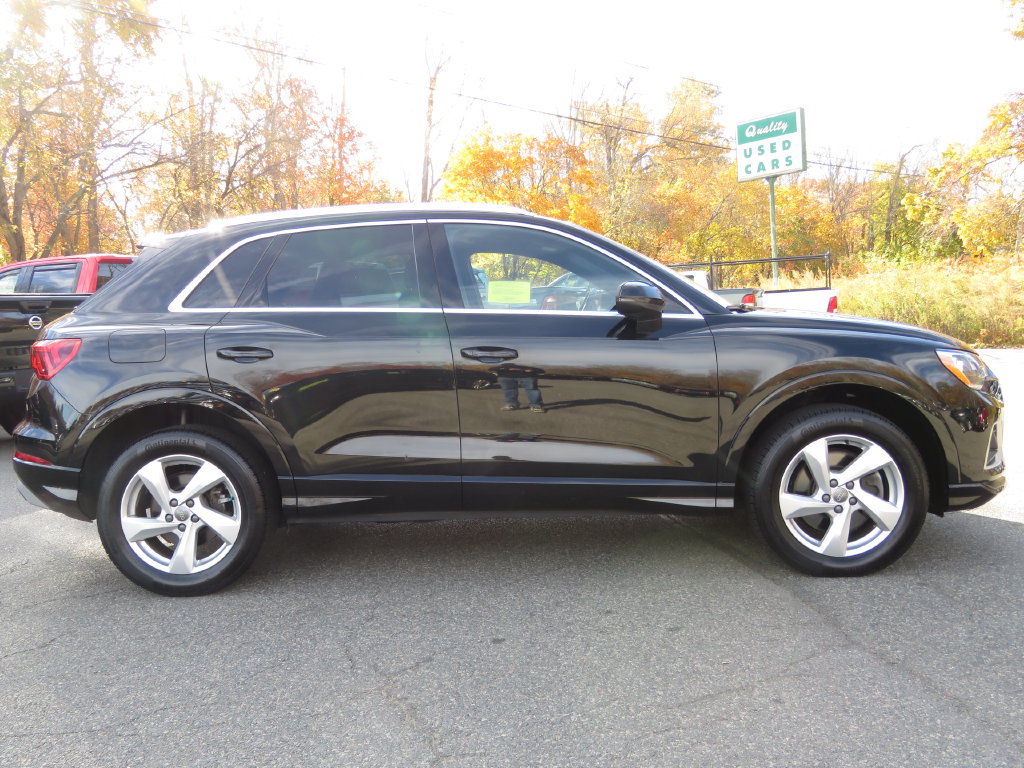 Used 2020 Audi Q3 2.0T Premium AWD/4WD image 4
