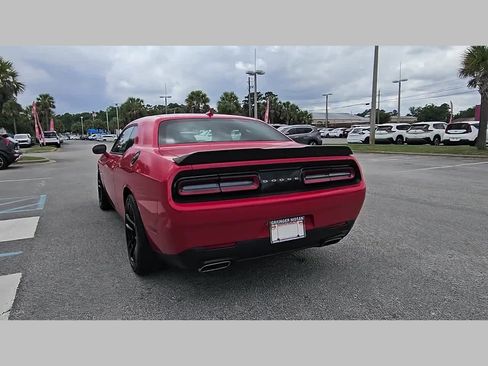 Used 2019 Dodge Challenger R/T Scat Pack w/ Shaker Package RWD image 30