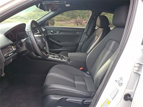 Used 2025 Honda Civic Sport image 13