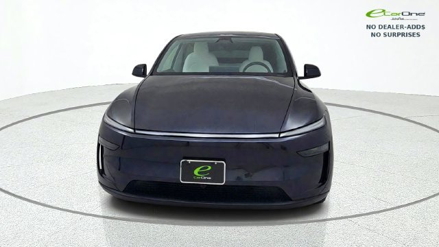 Used 2026 Tesla Model Y 2WD image 2