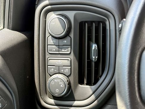 Certified 2023 Chevrolet Silverado 1500 Custom w/ LPO, Dark Essentials Package AWD/4WD image 27