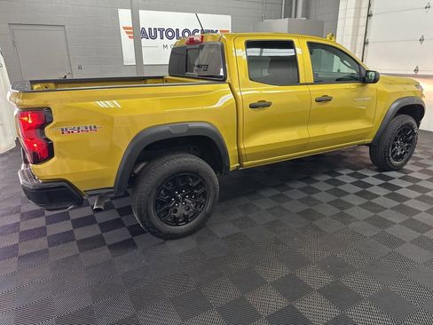 Used 2023 Chevrolet Colorado Trail Boss w/ Advanced Trailering Package AWD/4WD image 10