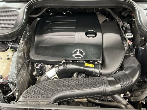 Used 2022 Mercedes-Benz GLE 350 4MATIC image 34