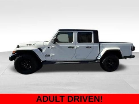 Used 2021 Jeep Gladiator Willys image 3