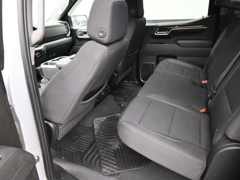 Used 2022 Chevrolet Silverado 1500 RST AWD/4WD image 17
