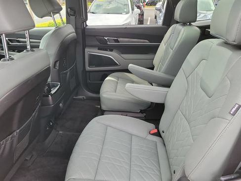 Certified 2024 Kia Telluride SX Prestige X-Pro AWD/4WD image 17