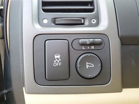 Used 2011 Honda CR-V EX-L image 9