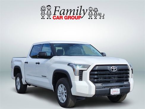 Used 2024 Toyota Tundra SR5 image 2
