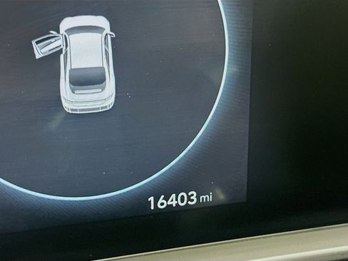 Used 2024 Hyundai Ioniq 6 SE RWD image 19