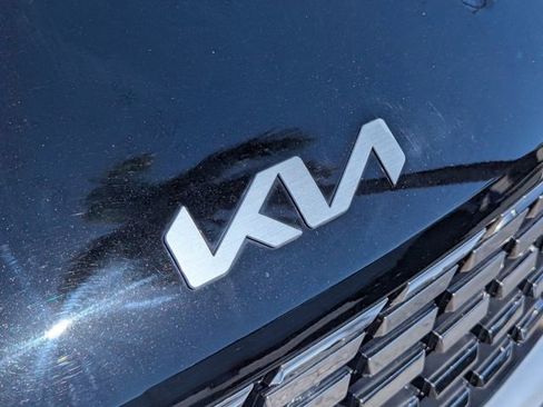 Used 2023 Kia Carnival SX FWD image 21