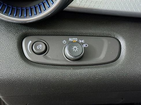 New 2026 Chevrolet Trax LT w/ Driver Confidence Package FWD image 12