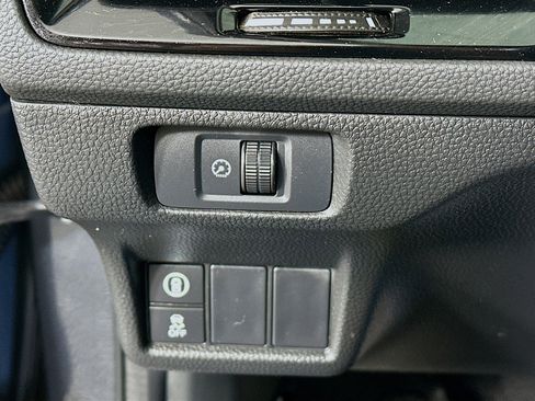 Used 2023 Honda Civic EX image 16