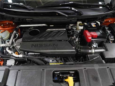 Used 2023 Nissan Rogue Platinum AWD/4WD image 31