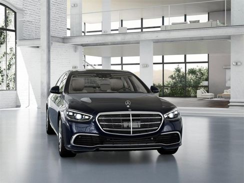 Certified 2022 Mercedes-Benz S 500 4MATIC image 8