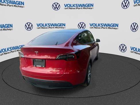 Used 2023 Tesla Model Y Long Range AWD/4WD image 7