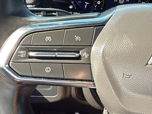 Used 2025 Chevrolet Tahoe Premier RWD image 17