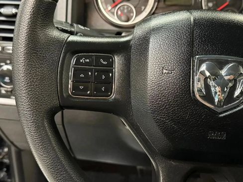 Used 2018 RAM 1500 Express w/ Express Value Package AWD/4WD image 28