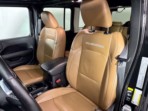 Used 2022 Jeep Wrangler Unlimited Rubicon 4xe w/ Cold Weather Group image 19