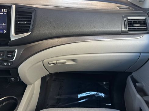 Used 2017 Honda Pilot EX image 32